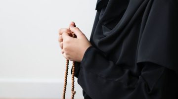 Tidak Sanggup Ibadah Berat? Ini 5 Amalan Ringan Ramadhan Berpahala Besar 