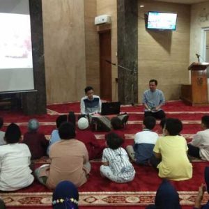 Syiar Dunia Pesantren, Bimbel Primago adakah Mabit di Masjid Al-Hidayah Tanggerang