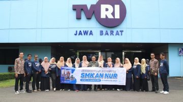 SMK Annur Depok Kunjungan Industri ke Bandung dengan Dirgantara AIA Tour Travel