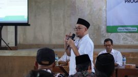 Kepala BPJS Kesehatan Cabang Kebumen, Dany Saputro saat menggelar sosialisasi program JKN ke masyarakat Purworejo.