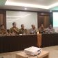 Dalam rapat Pra Rakor tersebut, Sigit Mustofa didampingi para pimpinan tinggi pratama di lingkungan Ditjen PKTrans. - Foto Kementerian Desa
