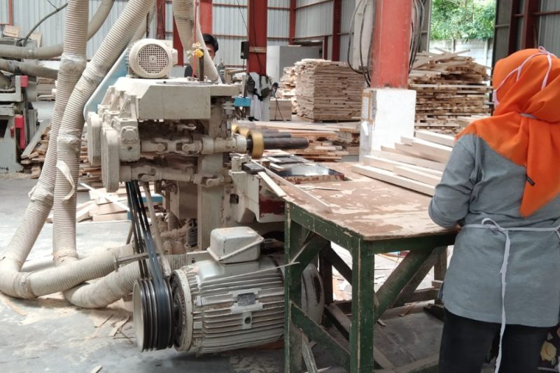 Mesin peralatan olah kayu - Foto Petanibalsa.com