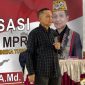 Senator Zainal Arifin saat menggelar sosialisasi empat pilar bersama para jemaat gereja di Kota Tenggarong, Kabupaten Kutai Kartanegara, Provinsi Kalimantan Timur pada Minggu 5 Mei 2024.