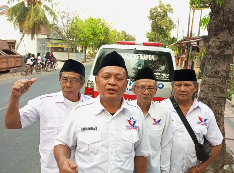Jajaran pengurus DPD Perindro Kebumen.