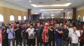 Deklarasi pasangan Arif-Rista sebagai calon bupati dan wakil bupati Kebumen dari lapisan masyarakat bawah yang tergabung dalam Garuda Perak.