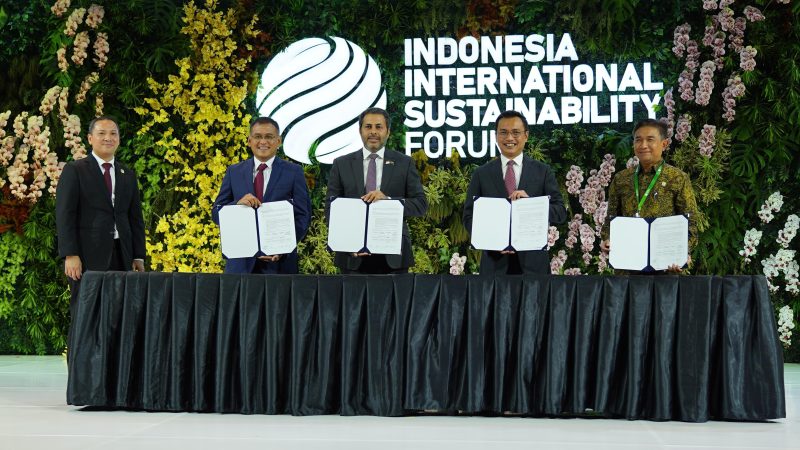 Penandatanganan ini berlangsung di acara Indonesia International Sustainability Forum (ISF) 2024, Jakarta