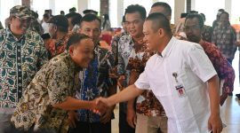 Bupati Kebumen Arif Sugiyanto saat menghadiri Rakor dengan para mantan kades.