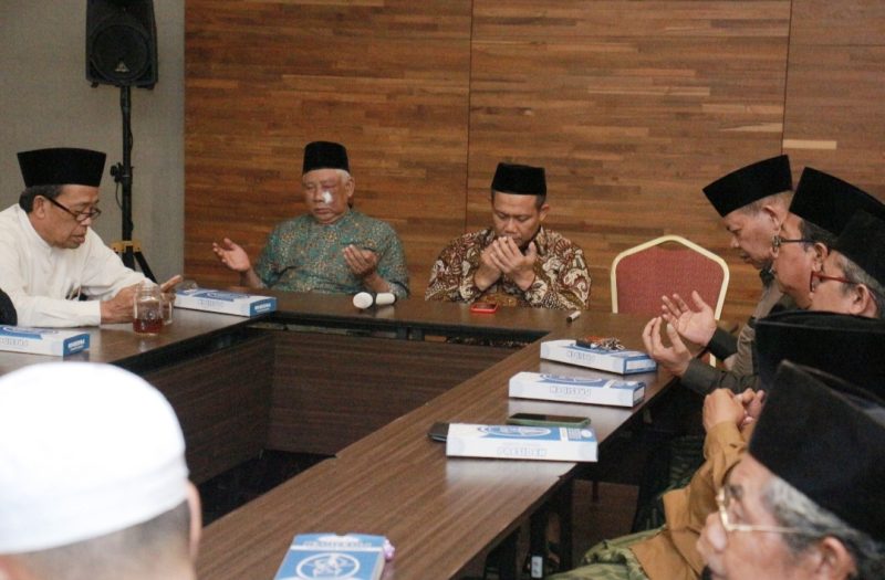 Arif Sugiyanto bersama jajaran Pengurus PCNU Kebumen.