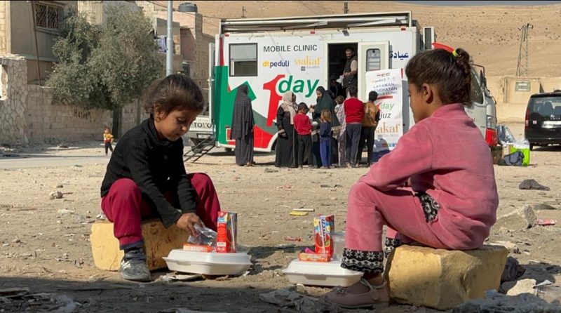 Bantuan kemanusiaan dari Komunitas One Day One Juz untuk warga Palestina di Jordania.