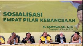 Sarmuji dalam kegiatan Sosialisasi Empat Pilar MPR RI yang berlangsung di Desa Plandirejo, Bakung, Blitar, Jawa Timur pada Minggu 18 Mei 2025.