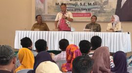 Anggota Komisi VI DPR RI sekaligus anggota MPR RI, M. Sarmuji, menggelar Sosialisasi Empat Pilar MPR RI bersama masyarakat Desa Kepanjen Lor, Kecamatan Kepanjen Kidul, Kota Blitar, Sabtu (27/12/2025).