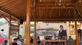 Kegiatan ini dilaksanakan pada 27 Desember 2025 di Desa Plosokerep, Kecamatan Sanan Wetan, Kota Blitar, dan diikuti oleh sekitar 150 peserta dari unsur masyarakat desa.