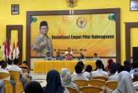 Anggota DPR RI Sarmuji menggelar kegiatan Sosialisasi Empat Pilar Kebangsaan bersama ratusan pelajar SMA di Desa Karangsari, Kecamatan Sukorejo, Kota Blitar, Jumat (27/12/2025).