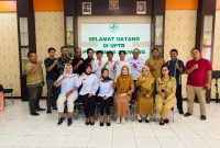 Foto bersama para KaSPPG, mitra dan pihak puskesmas, serta jajaran terkait, baik Polsek dan Koramil serta dinas Lingkungan Hidup.