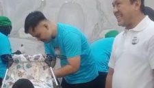 Kunjugan Direktur Jaringan dan Operasi PT Pegadaian (Persero) Eka Pebriansyah di acara Khitan Ceria Bersama Pegadaian, Minggu (21/6).