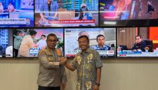 Direktur Eksekutif Pusat Polling Indonesia Chamad Hojin Saat Melakukan Auidensi dengan Kadiv Humas Polri