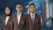 Nisrina Yumna Qurrotu’ain, Vicky Ardiansyah, dan Achmad Charis Muhlasin, mahasiswa STMIK Kebumen pengembang aplikasi berbasis AI. - Foto STMIK Kebumen
