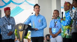 
Wakil Presiden (Wapres) Gibran Rakabuming saat membuka Pekan Nasional (PENAS) Petani Nelayan XVII Tahun 2026 di GOR David Tony, Kabupaten Gorontalo, Sabtu (20/06/2026)