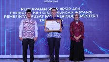 Disaksikan Menteri PANRB dan Kepala BKN, Taruna Ikrar Kepala BPOM Luncurkan MENTARI, KIRA AI, SIMAKIN, dan KARFIS