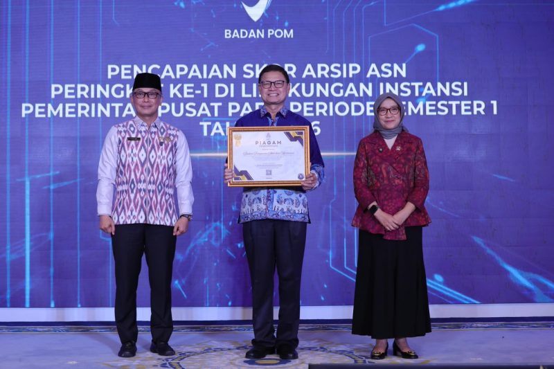 Disaksikan Menteri PANRB dan Kepala BKN, Taruna Ikrar Kepala BPOM Luncurkan MENTARI, KIRA AI, SIMAKIN, dan KARFIS